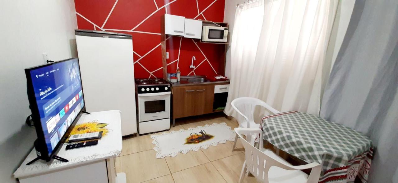 Kitnet S2 Em Torres-Rs - Na Mais Bela Praia Gaucha - Cozinha - Banheiro - Ar Condicionado - Tv Smart 32' - Wi-Fi - Estacionamento - Anfitria Superhost No Bnb Exteriör bild