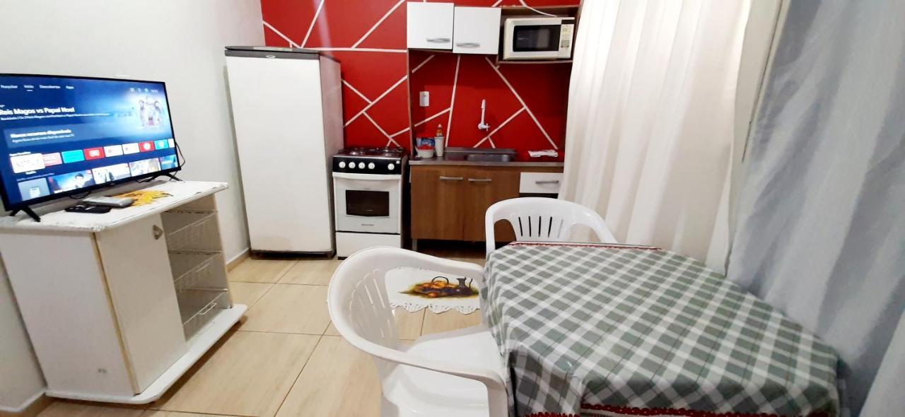 Kitnet S2 Em Torres-Rs - Na Mais Bela Praia Gaucha - Cozinha - Banheiro - Ar Condicionado - Tv Smart 32' - Wi-Fi - Estacionamento - Anfitria Superhost No Bnb Exteriör bild